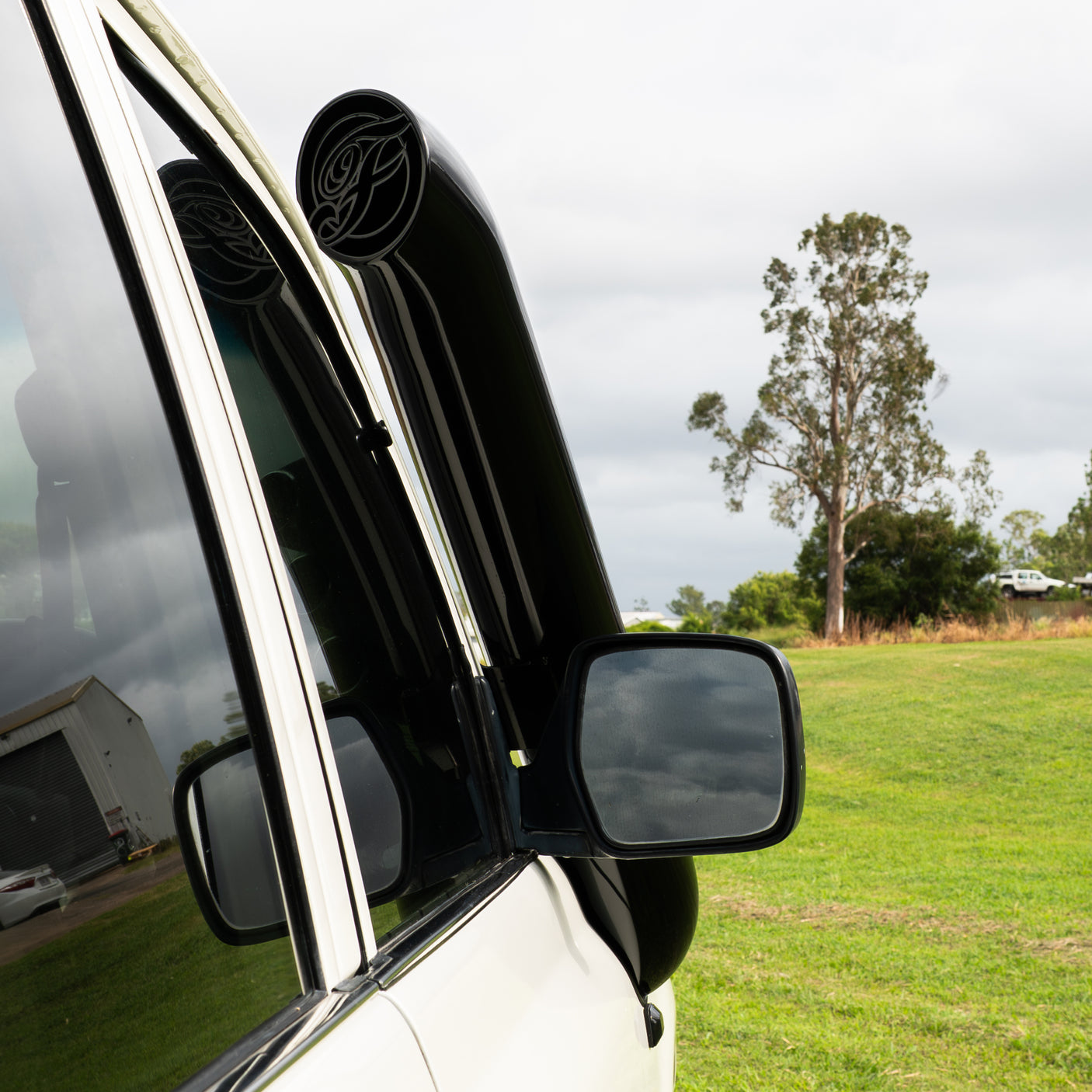 CONTACT TO ENQUIRE 5 Inch Short Entry Stainless Snorkel and HyperFab Alloy Airbox to suit Toyota Landcruiser 80 Series