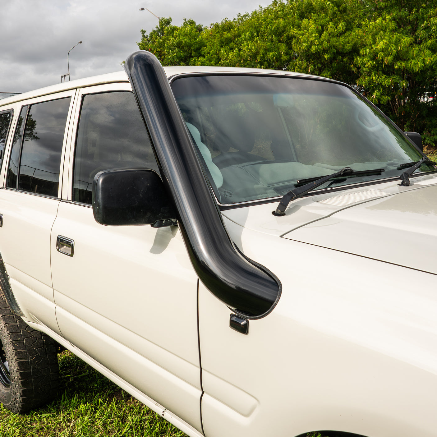 CONTACT TO ENQUIRE 5 Inch Short Entry Stainless Snorkel and HyperFab Alloy Airbox to suit Toyota Landcruiser 80 Series