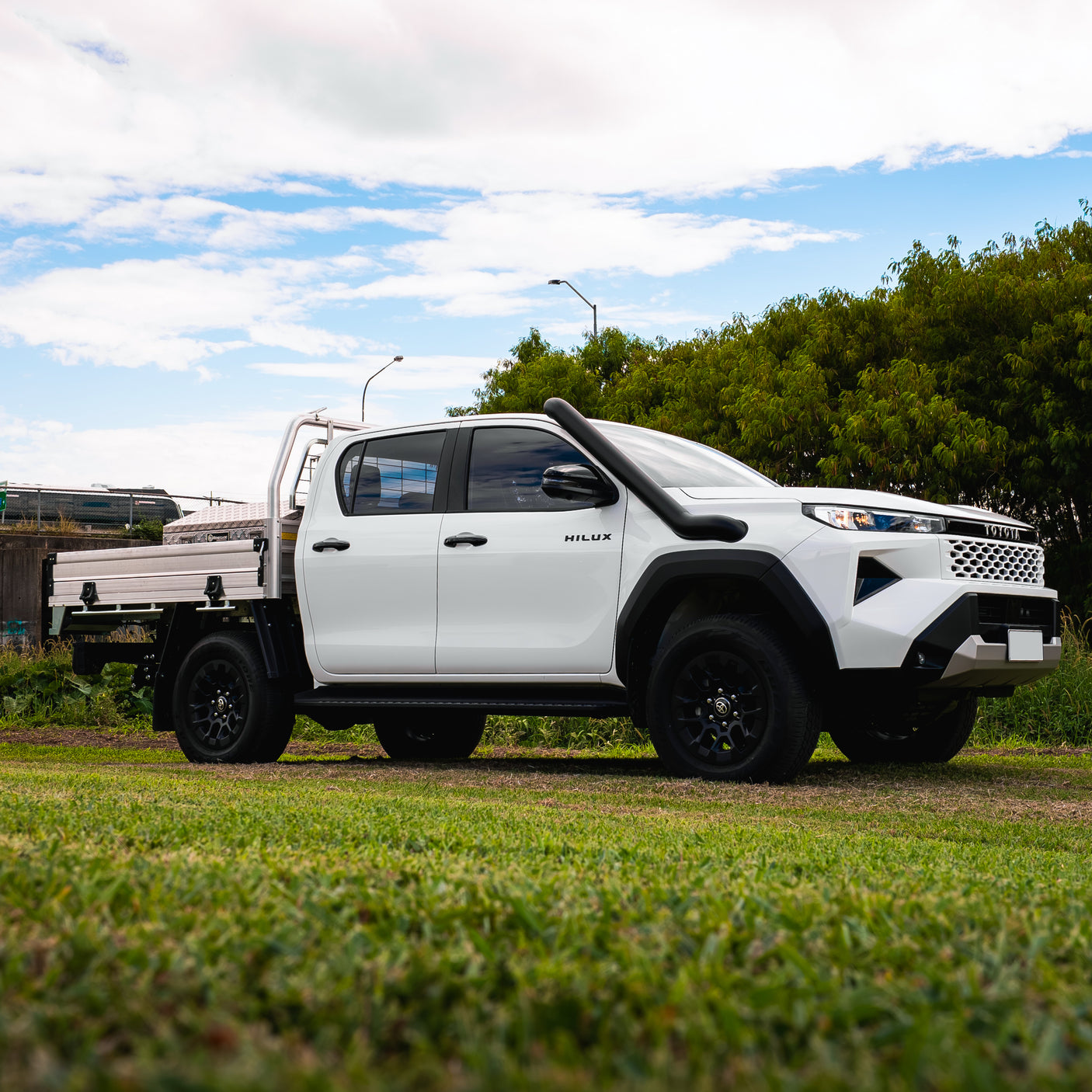 4 Inch Stainless Snorkel and Alloy Airbox to suit Toyota Hilux N90 (Short & Mid Entry Available)